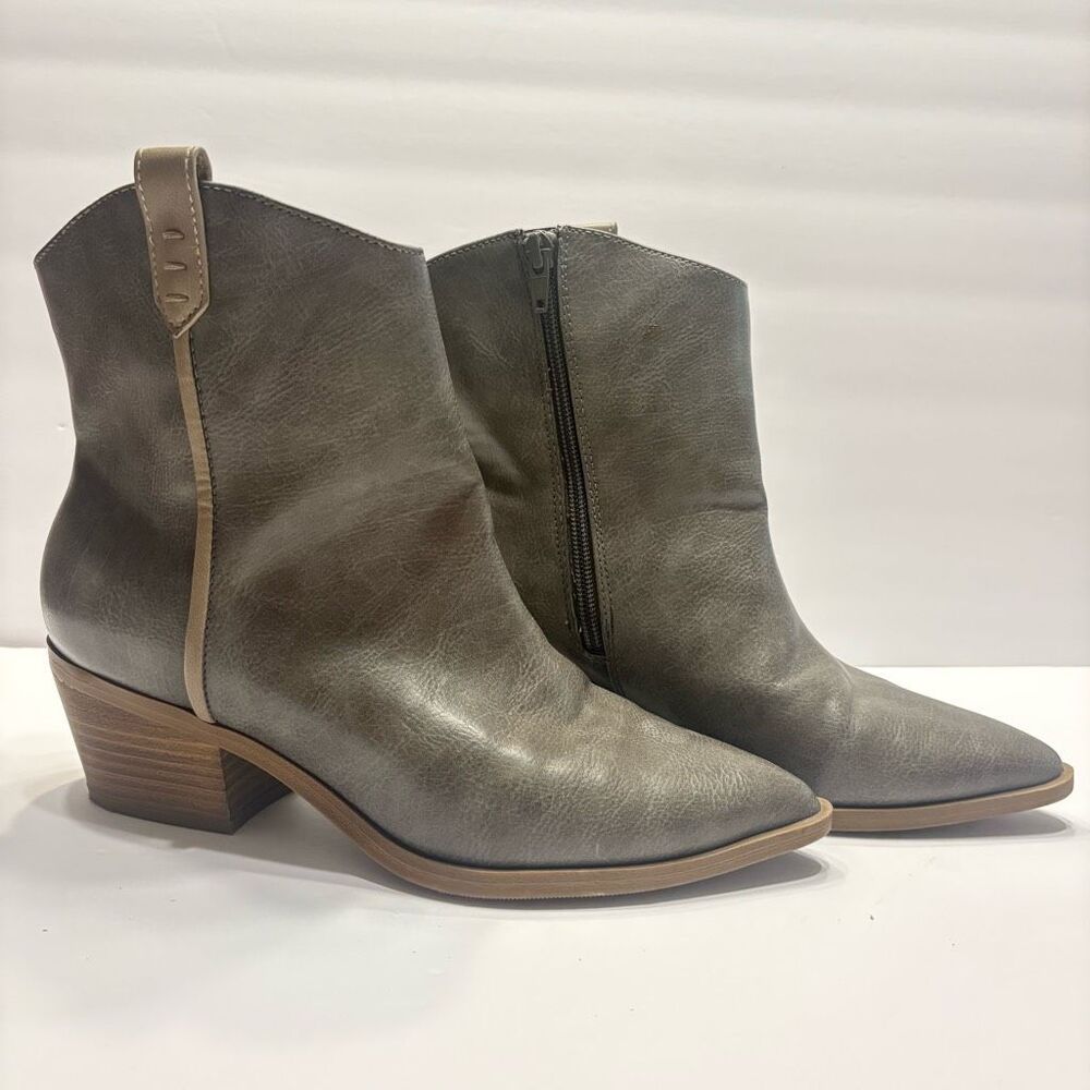 Universal Thread Boots Womens Marlow Zip Cowboy Pointed Bootie Grey Heels Size 8